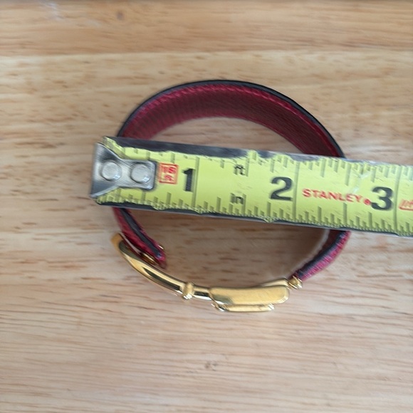 Gucci Vintage Red Lizard Hinged Cuff Bracelet - Picture 11 of 11